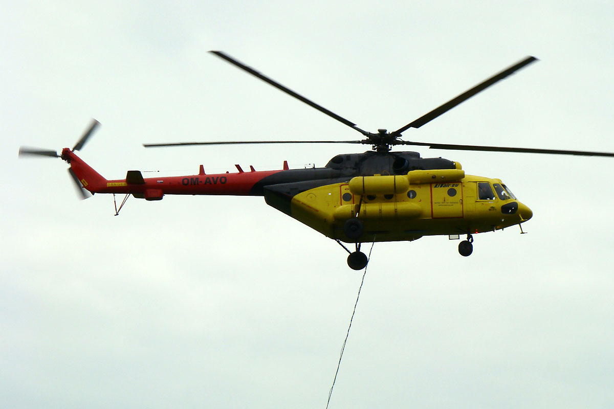 Mil Mi-171 UTair EU OM-AVO Maribor (MBX/LJMB) June_14_2008