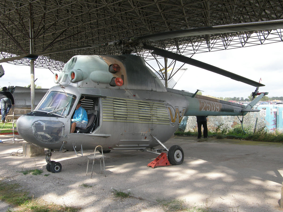 PZL-Swidnik Mi-2 Czech Air Force 2509 Hradec_Kralove (LKHK) September_05_2009