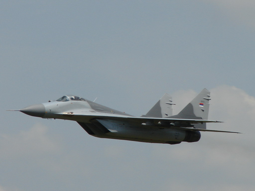 MiG-29B Serbia Air Force 18101 Novi_Sad_Cenej (LYNS) June_1_2008
