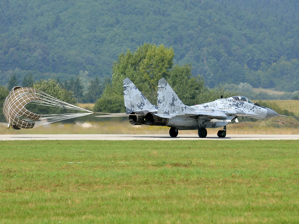 MiG-29AS Slovakia Air Force 0619 Sliac (SLD/LZSL) August_27_2011