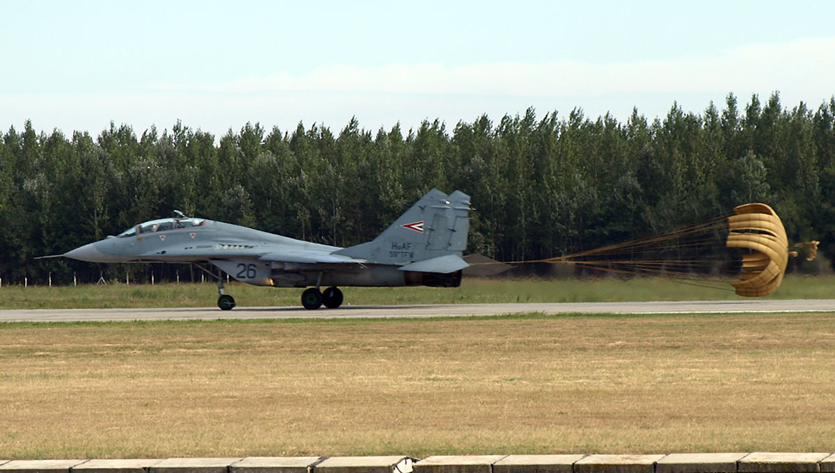 MiG-29UB Hungary Air Force 26 Kecskemet (LHKE) August_17_2008