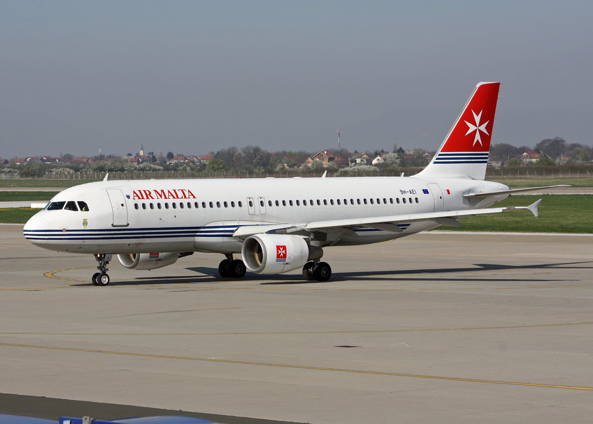 A320-214 Air Malta 9H-AEI Zagreb_Pleso April_8_2009