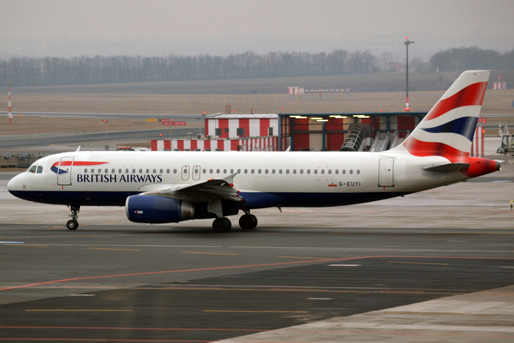 A320-232 British Airways G-EUYI Prague_Ruzyne (PRG/LKPR) February_11_2013