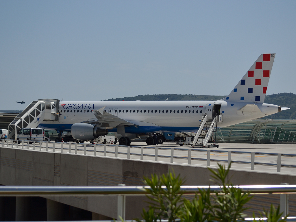 A320-214 Croatia Airlines 9A-CTK Split_Resnik (SPU/LDSP) May_02_2012