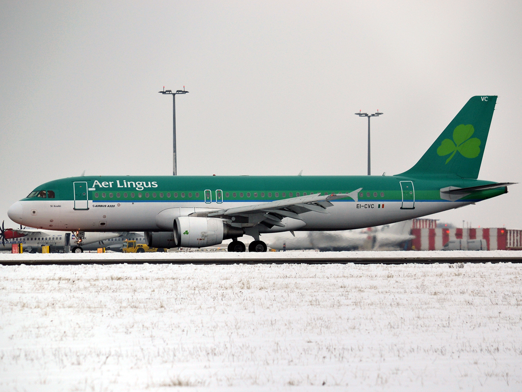 A320-214 Aer Lingus EI-CVC Prague_Ruzyne (PRG/LKPR) January_20_2013