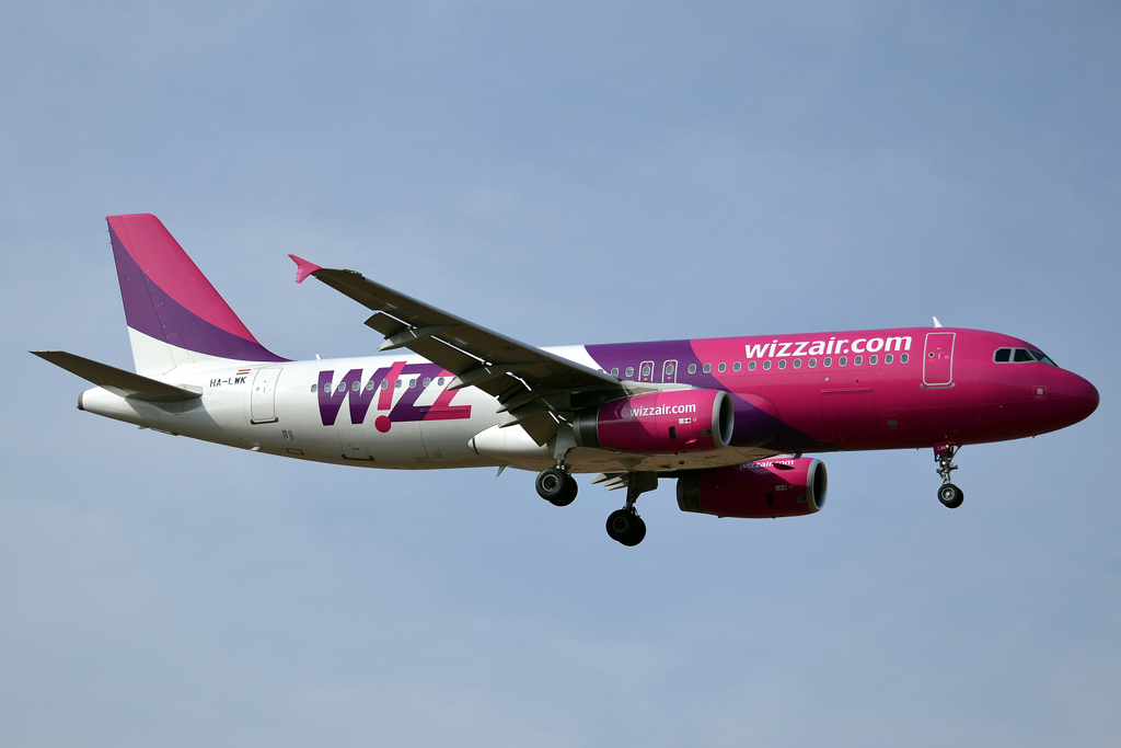 A320-232 Wizz Air HA-LWK Prague_Ruzyne (PRG/LKPR) October_05_2013