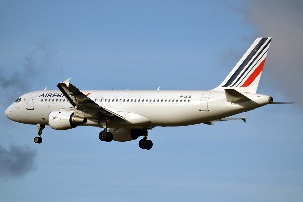 A320-211 Air France F-GHQE Prague_Ruzyne (PRG/LKPR) February_03_2013