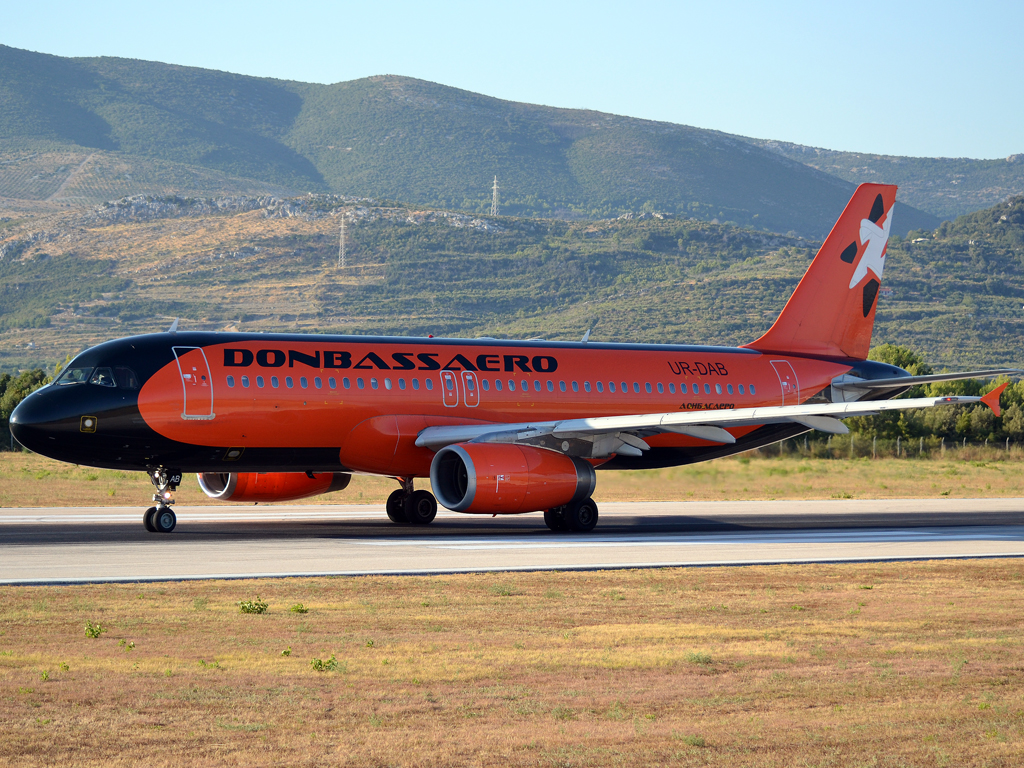 A320-231 Donbassaero UR-DAB Split_Resnik (SPU/LDSP) August_04_2012