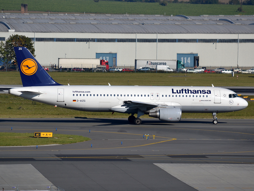 A320-214 Lufthansa D-AIZG Prague_Ruzyne (PRG/LKPR) October_2_2011