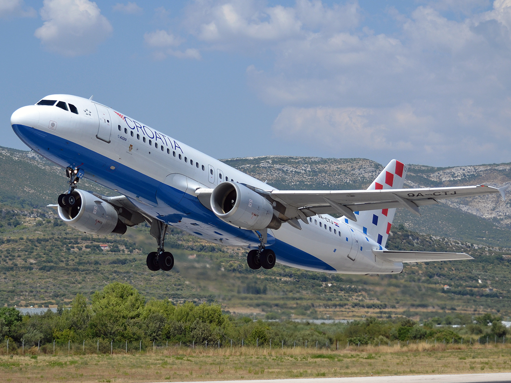 A320-214 Croatia Airlines 9A-CTJ Split_Resnik (SPU/LDSP) August_04_2012