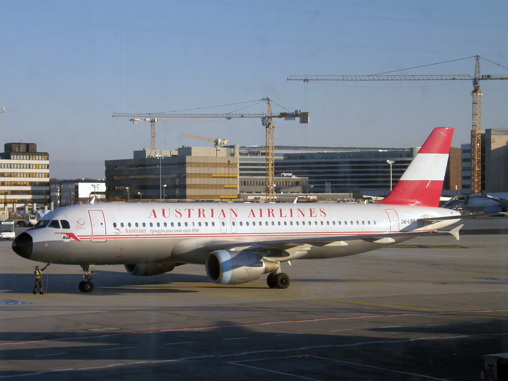 A320-214 Austrian Airlines OE-LBP Frankfurt_Main March_08_2010