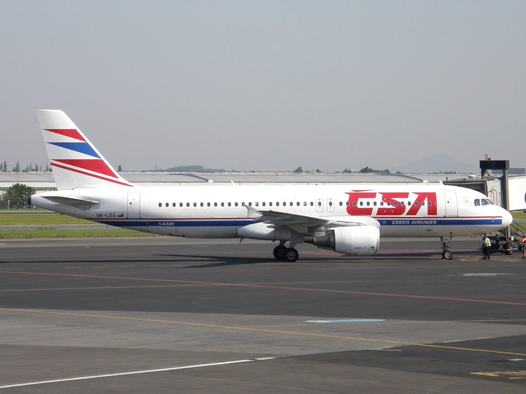 A320-214 ČSA - Czech Airlines OK-LEG Prague_Ruzyne August_01_2009