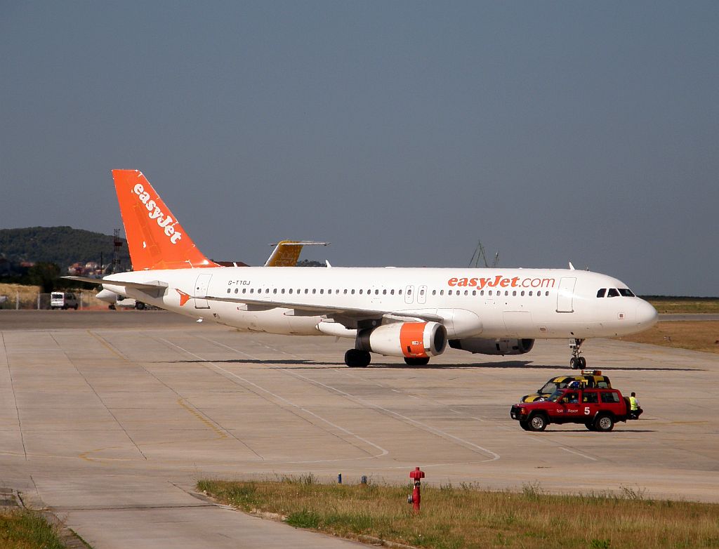 A320-232 EasyJet Airline G-TTOJ Split_Resnik (SPU/LDSP) August_7_2010