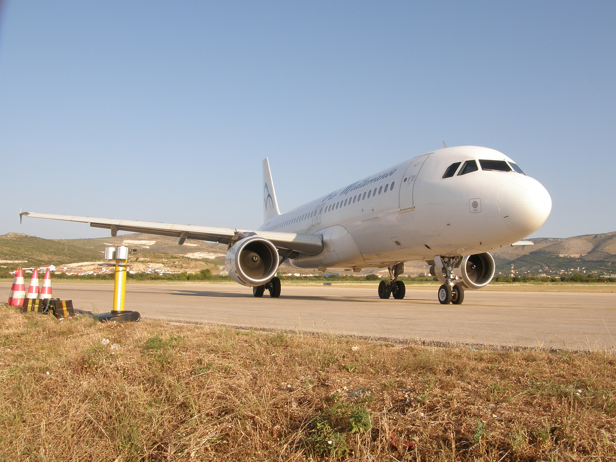 A320-211 Air Mediterranée F-GYAI Split_Resnik (SPU/LDSP) August_08_2009