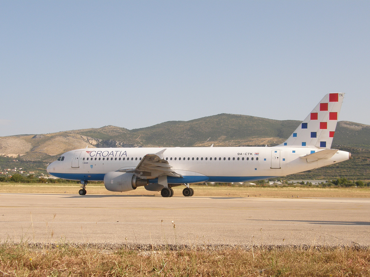 A320-214 Croatia Airlines 9A-CTK Split_Resnik (SPU/LDSP) August_08_2009