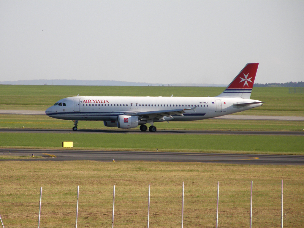 A320-211 Air Malta 9H-AEK Prague_Ruzyne August_20_2009