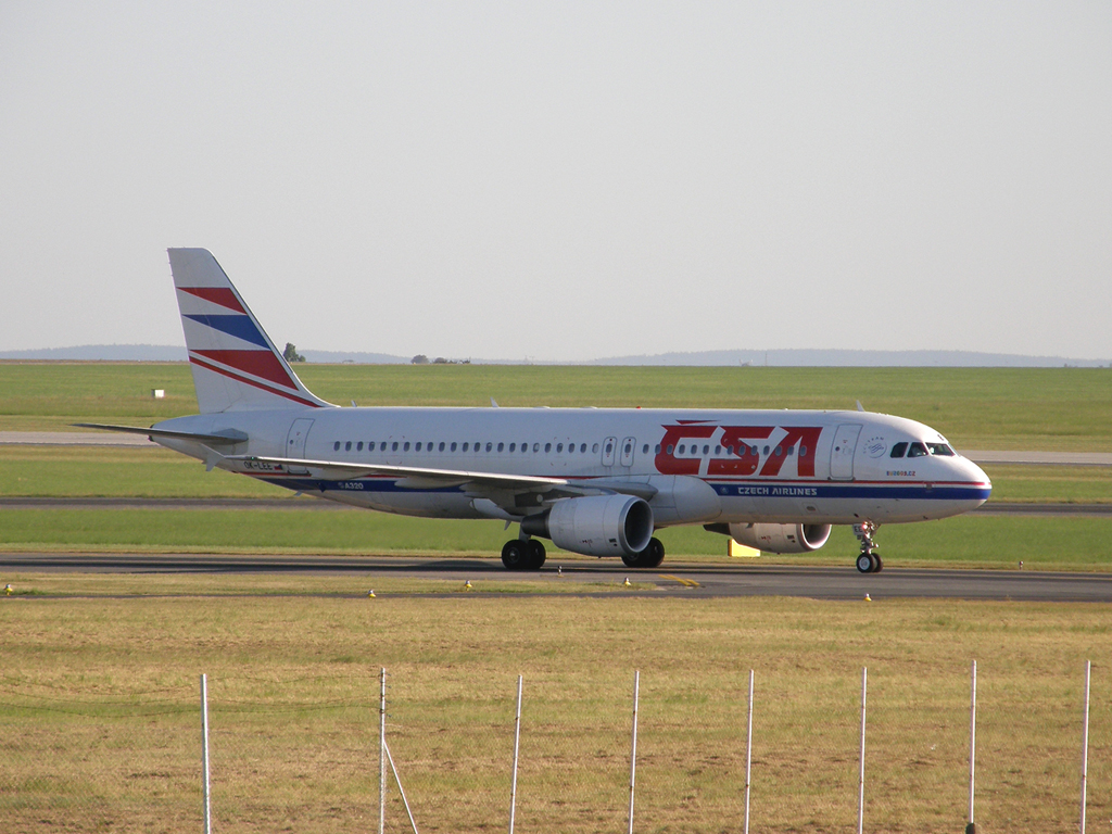 A320-214 ČSA - Czech Airlines OK-LEE Prague_Ruzyne August_20_2009