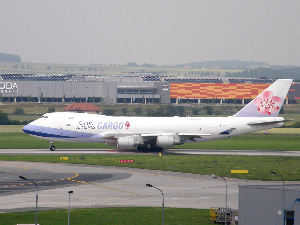 B747-409F/SCD China Airlines Cargo B-18701 Prague_Ruzyne July_02_2009