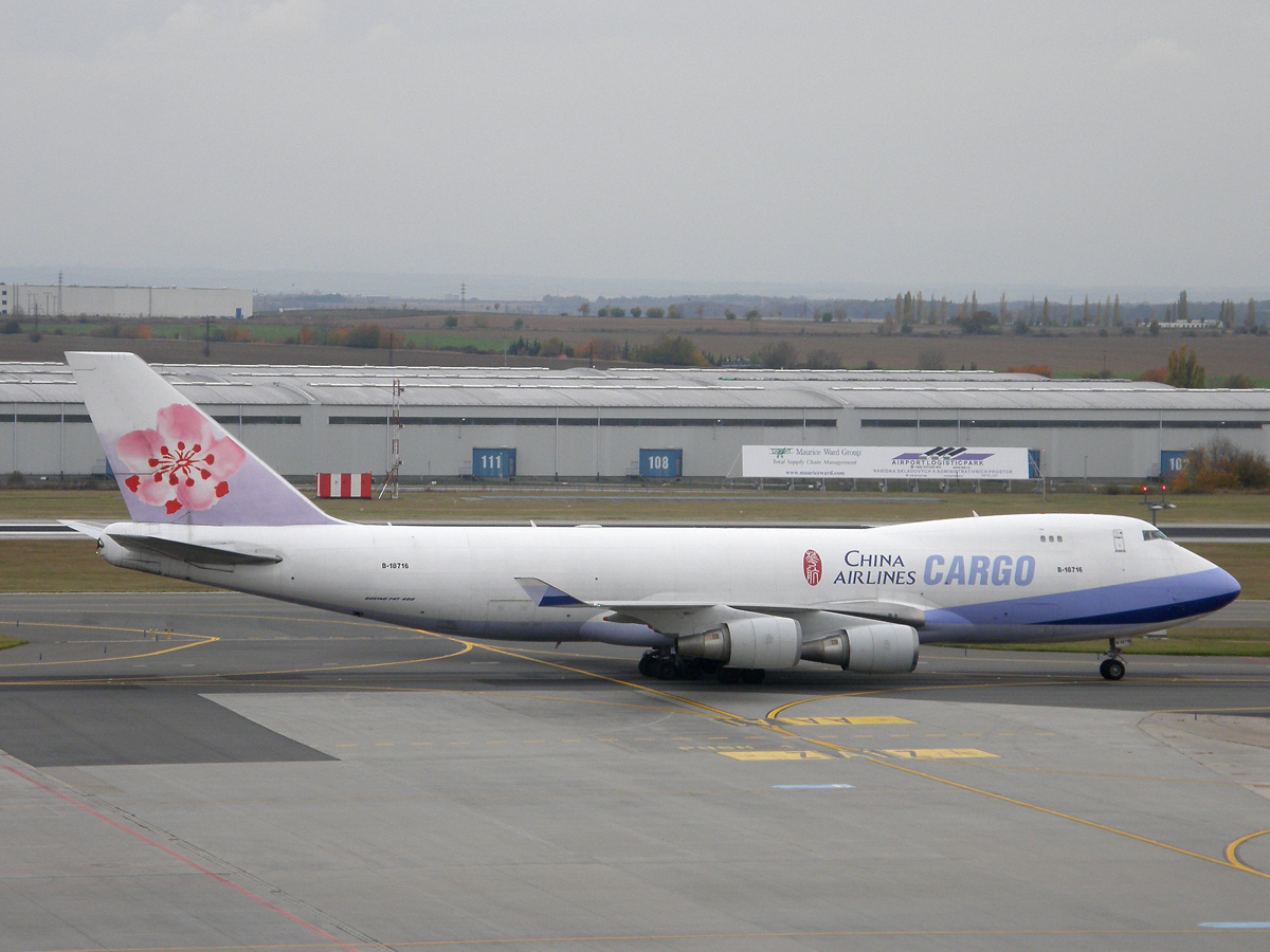 B747-409F/SCD China Airlines Cargo B-18716 Prague_Ruzyne October_28_2009