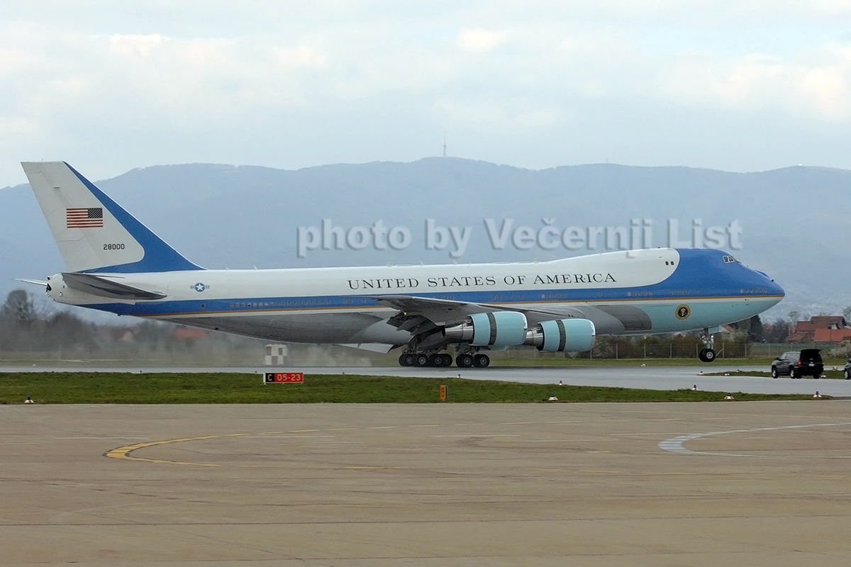 B747-2G4B (VC-25A) USAF 82-8000 Zagreb_Pleso, April_4_2008 B