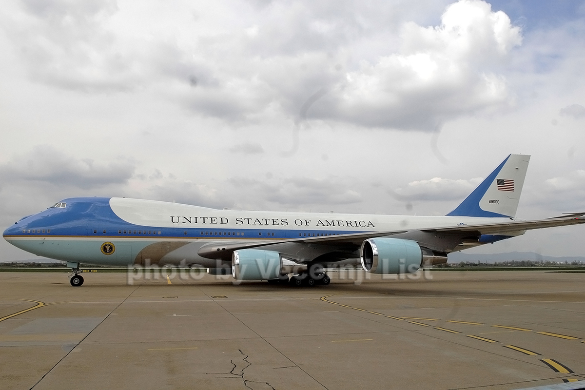 B747-2G4B (VC-25A) USAF 82-8000 Zagreb_Pleso, April_5_2008 C