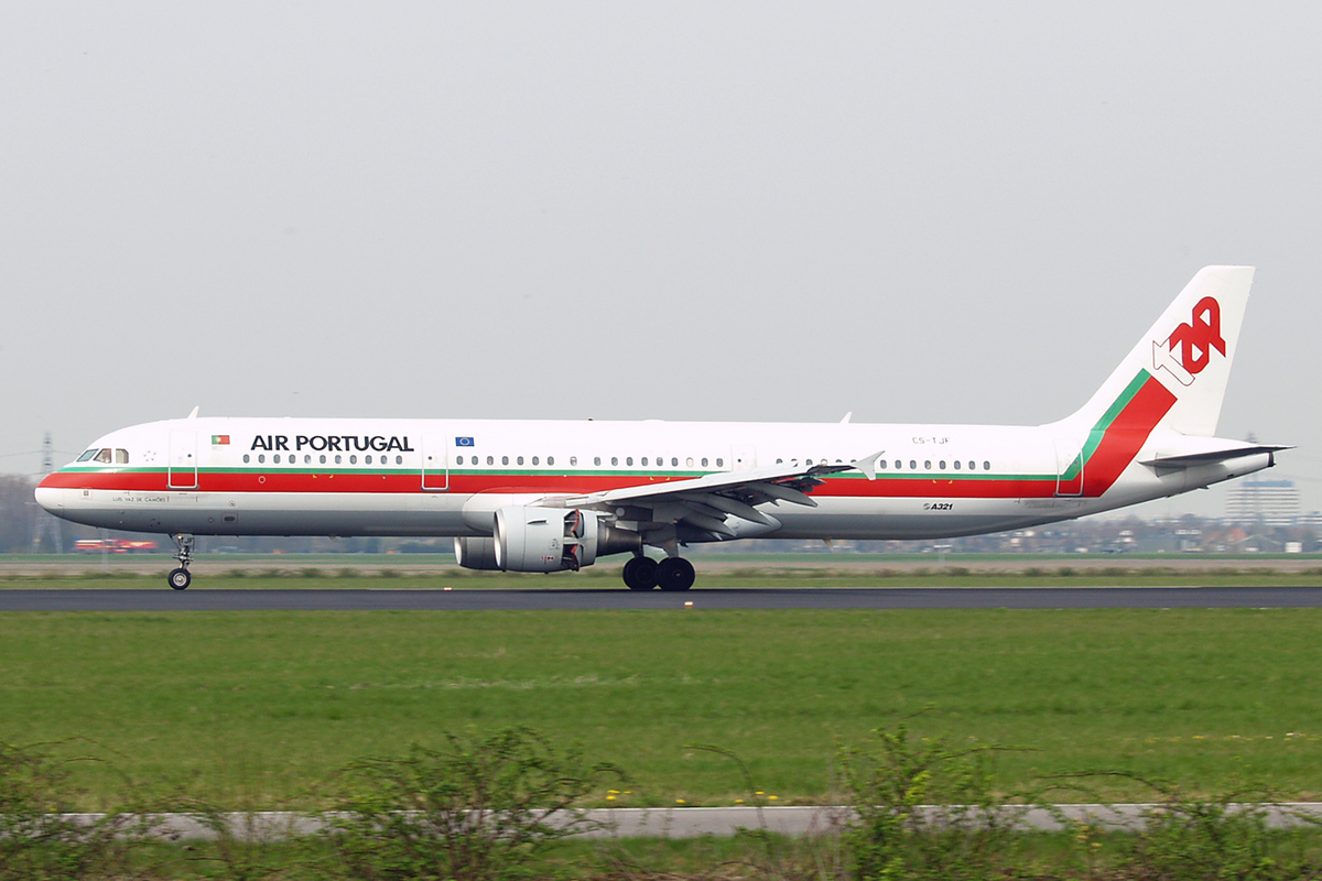 A321-211 Air Portugal (TAP) CS-TJF Amsterdam Schiphol April_21_2006