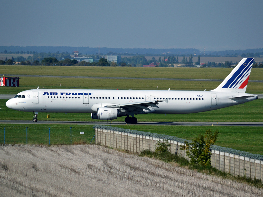 A321-211 Air France F-GTAK Prague_Ruzyne (PRG/LKPR) September_30_2012