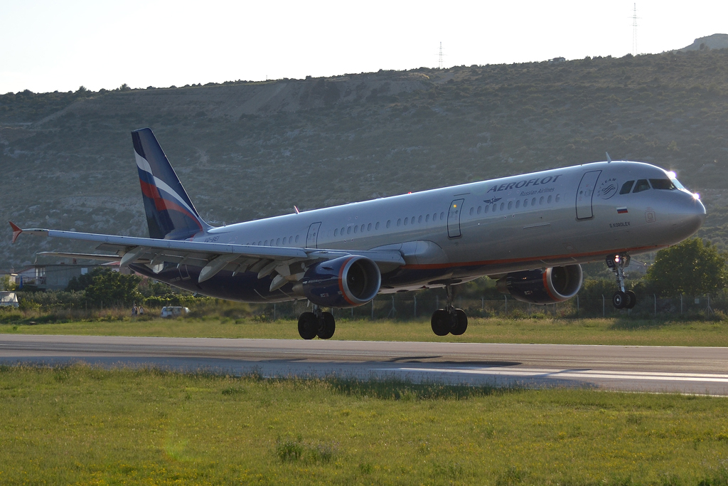 A321-211 Aeroflot Russian Airlines VQ-BEI Split_Resnik (SPU/LDSP) August_6_2011