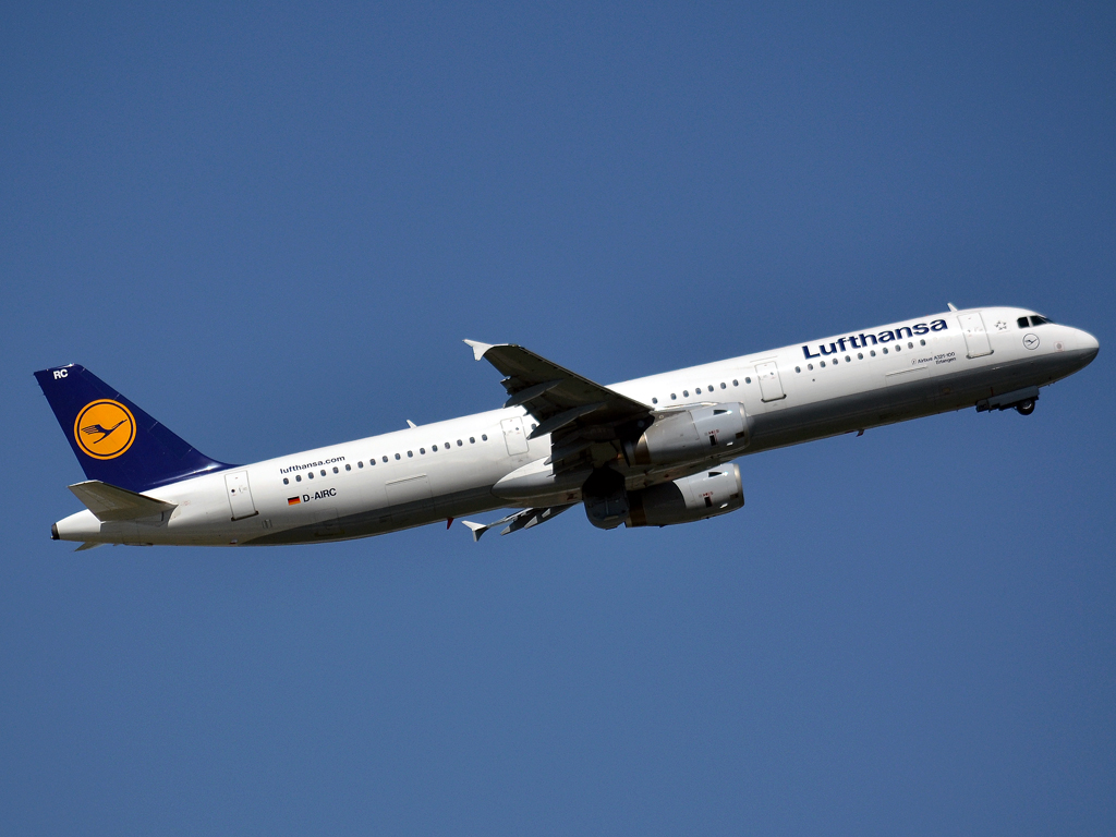 A321-231 Lufthansa D-AIRC Prague_Ruzyne (PRG/LKPR) April_28_2012