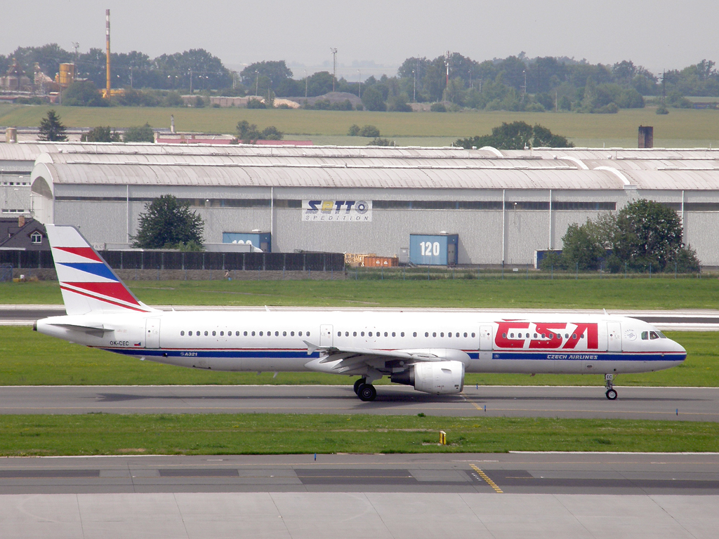 A321-211 ČSA - Czech Airlines OK-CEC Prague_Ruzyne July_02_2009