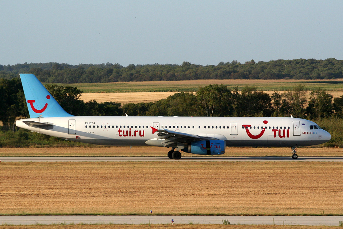 A321-231 Metrojet EI-ETJ Pula (LDPL/PUY) July_14_2012