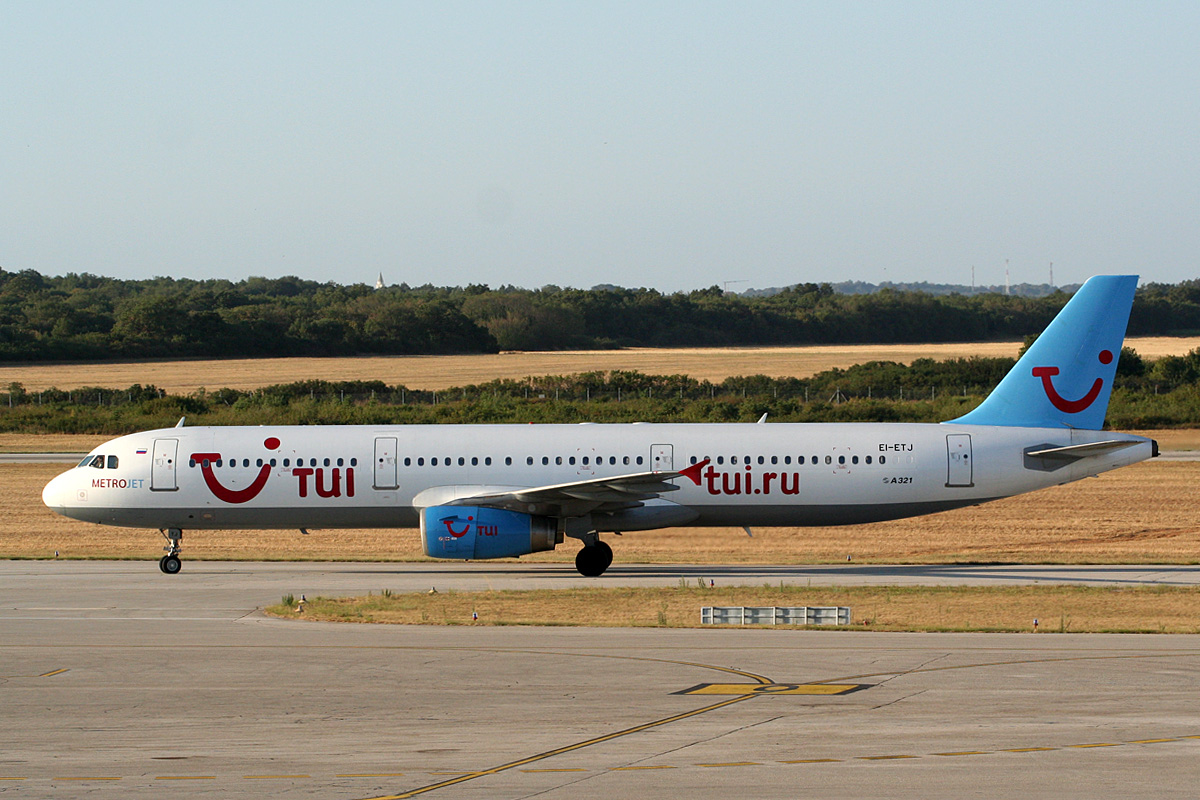 A321-231 Metrojet EI-ETJ Pula (LDPL/PUY) July_14_2012