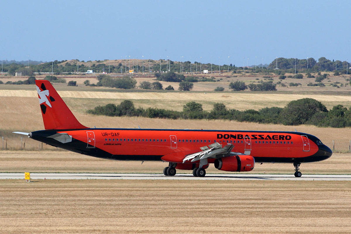 A321-231 Donbassaero UR-DAF Pula (LDPL/PUY) July_14_2012