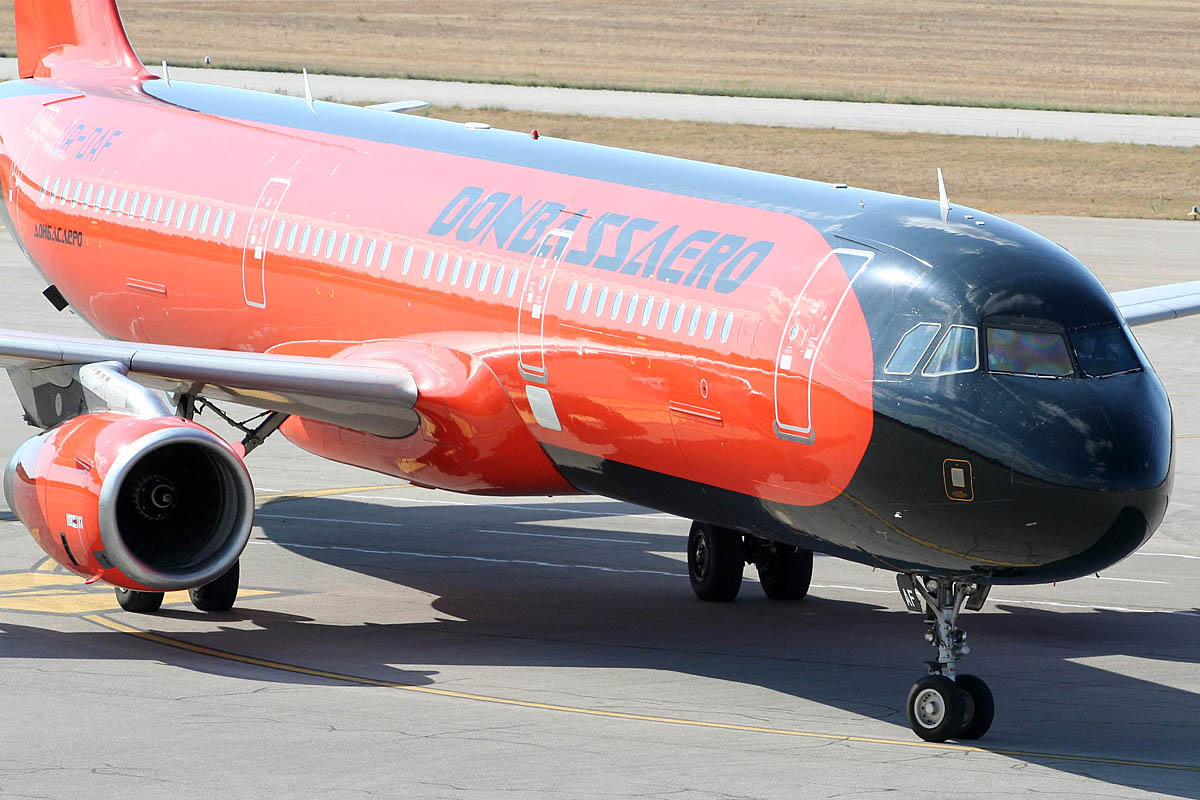 A321-231 Donbassaero UR-DAF Pula (LDPL/PUY) July_14_2012