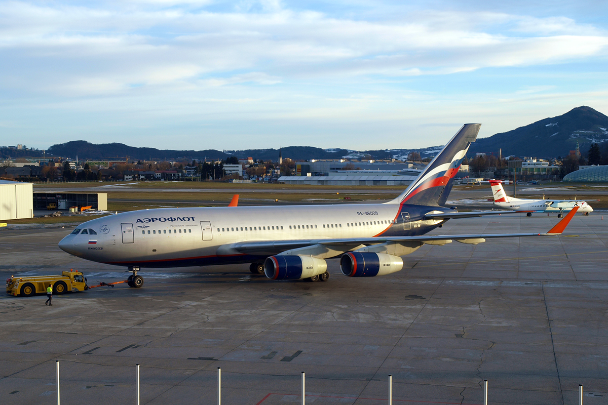 Ilyushin Il-96-300 Aeroflot Russian Airlines RA-96008 Salzburg (SZG/LOWS) January_9_2011