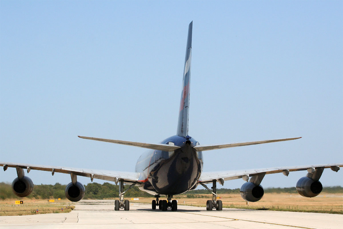 Ilyushin IL-96-300 Aeroflot RA-96015 Pula (LDPL/PUY) July_14_2012