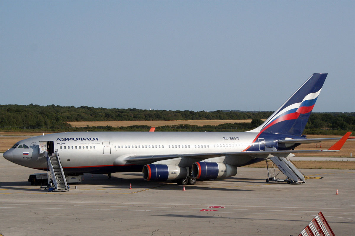 Ilyushin IL-96-300 Aeroflot RA-96015 Pula (LDPL/PUY) July_14_2012