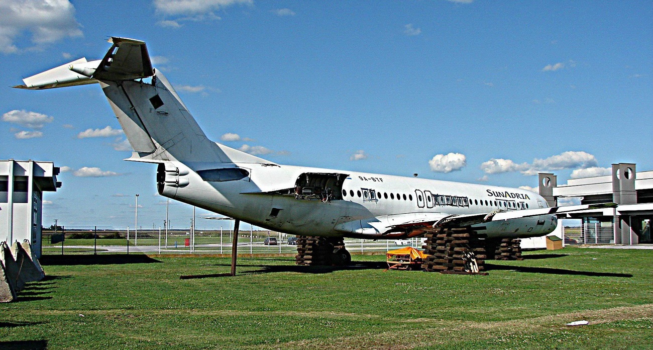 Fokker 100 9A-BTF Trade Air Osijek Klisa (LDOS) August_24_2014.