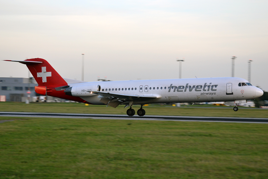 Fokker 100 (F-28-0100) Helvetic Airways HB-JVG Prague_Ruzyne (PRG/LKPR) September_21_2012