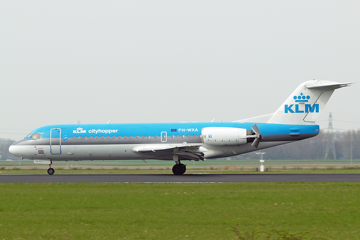 Fokker 70 (F-28-0070) KLM Cityhopper PH-WXA Amsterdam Schiphol April_21_2006