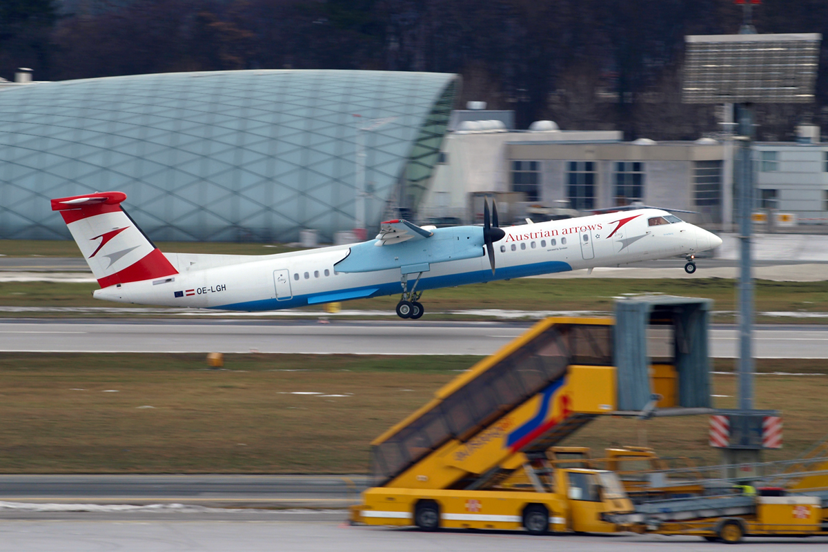 DHC-8-402Q Dash 8 Austrian Arrows (Tyrolean Airways) OE-LGH Salzburg January_9_2011