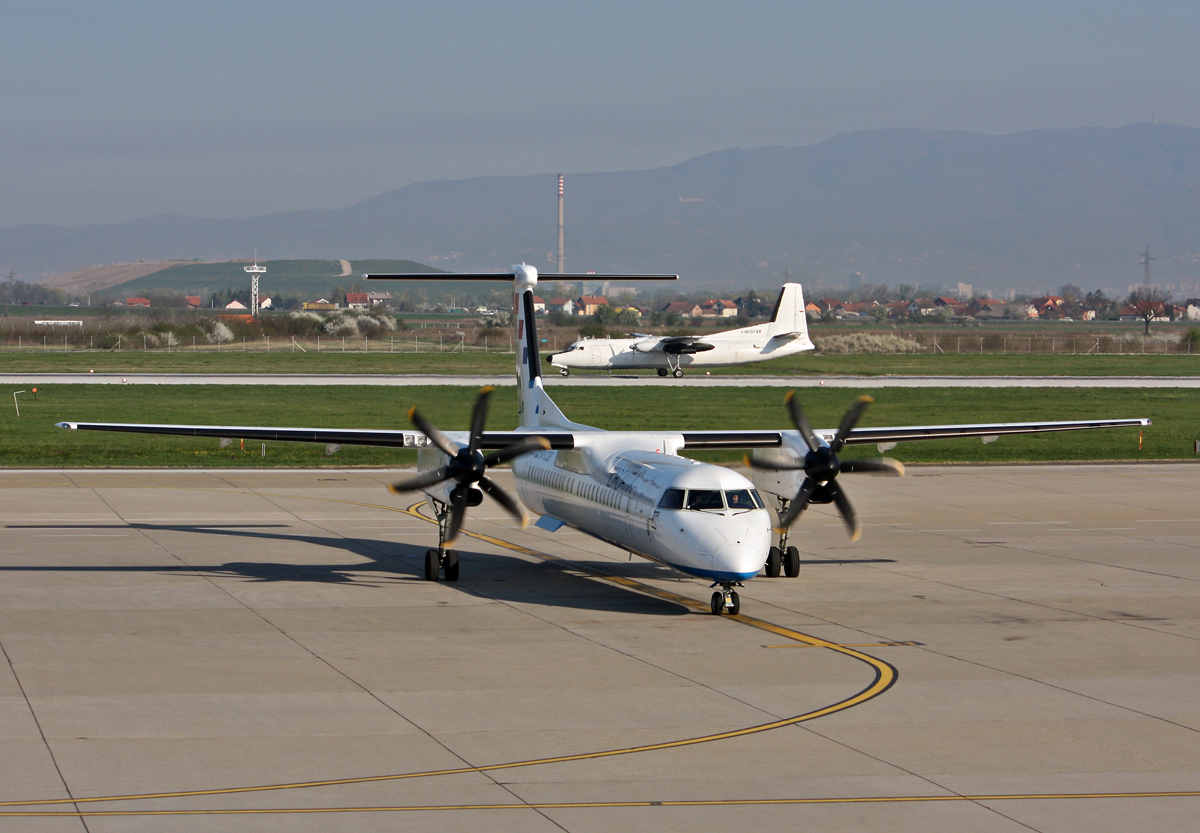 DHC-8-402Q Dash 8 Croatia Airlines 9A-CQB Zagreb_Pleso April_8_2009