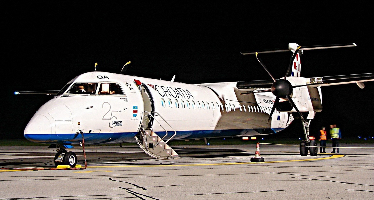 DHC-8-402Q Dash 8 Croatia Airlines 9A-CQA Osijek_Klisa (LDOS) August_24_2014