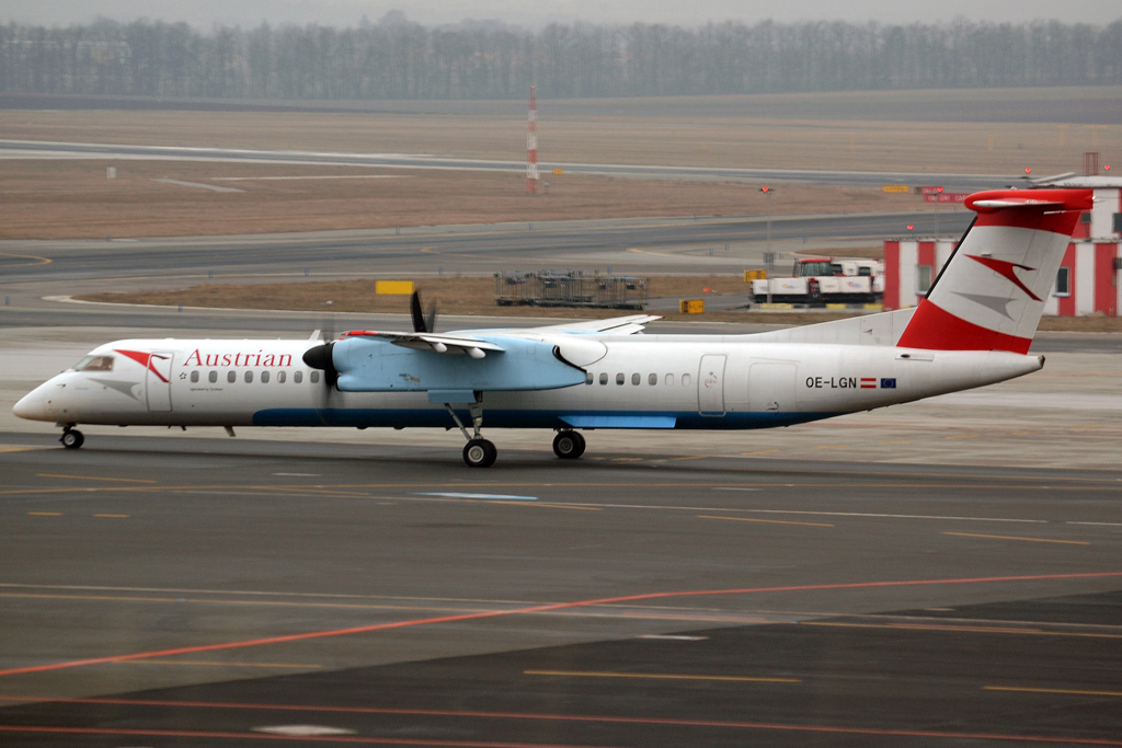 DHC-8-402Q Dash 8 Austrian Arrows (Tyrolean Airways) OE-LGN Prague_Ruzyne (PRG/LKPR) February_11_2013