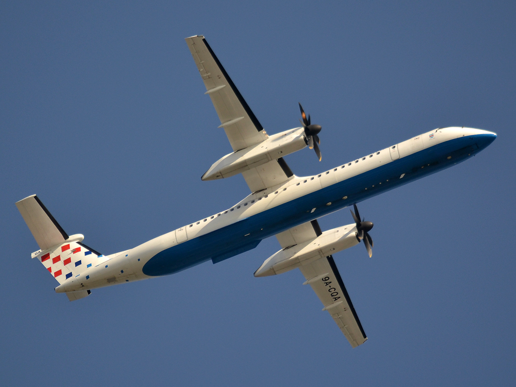 DHC-8-402Q Dash 8 Croatia Airlines 9A-CQA Split_Resnik (SPU/LDSP) May_02_2012