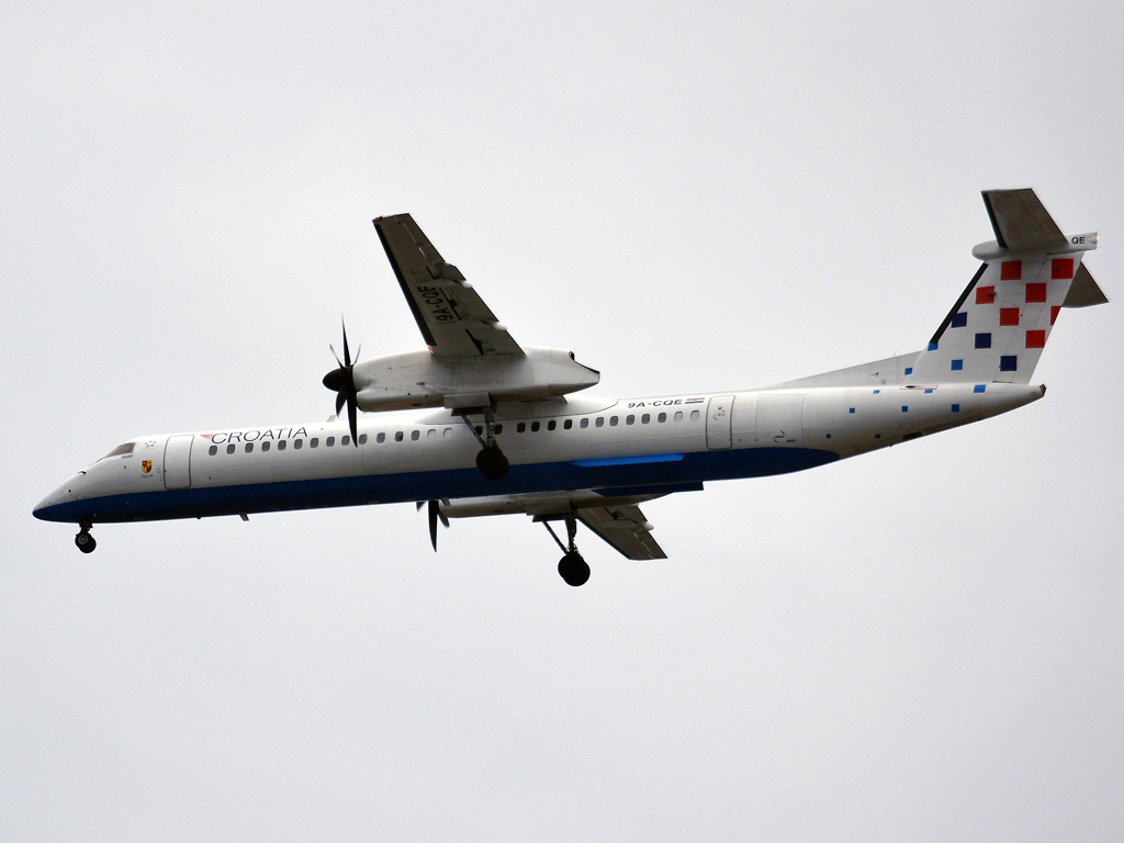 DHC-8-402Q Dash 8 Croatia Airlines 9A-CQE Split_Resnik (SPU/LDSP) February_26_2012