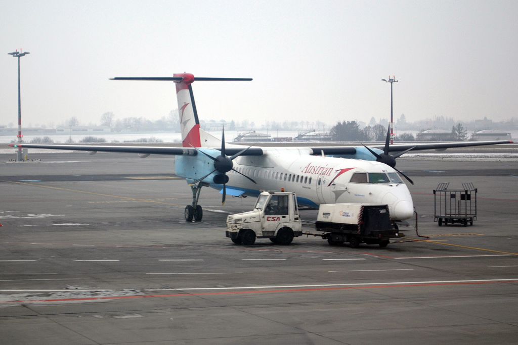 DHC-8-402Q Dash 8 Austrian Arrows (Tyrolean Airways) OE-LGI Prague_Ruzyne (PRG/LKPR) February_15_2013