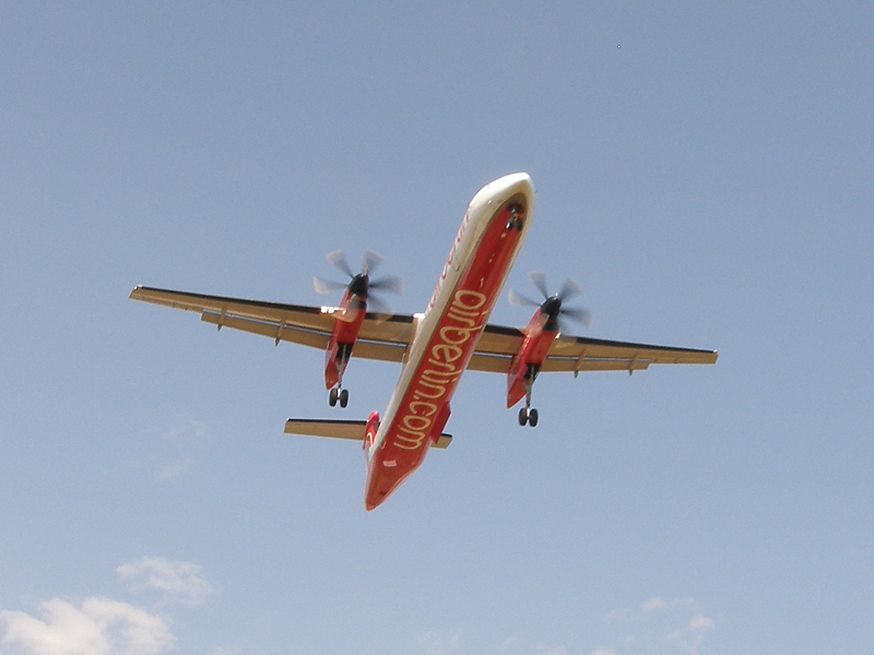 DHC-8-402Q Dash 8 Air Berlin (LGW - Luftfahrtgesellschaft Walter) D-ABQC Split_Resnik August_08_2009