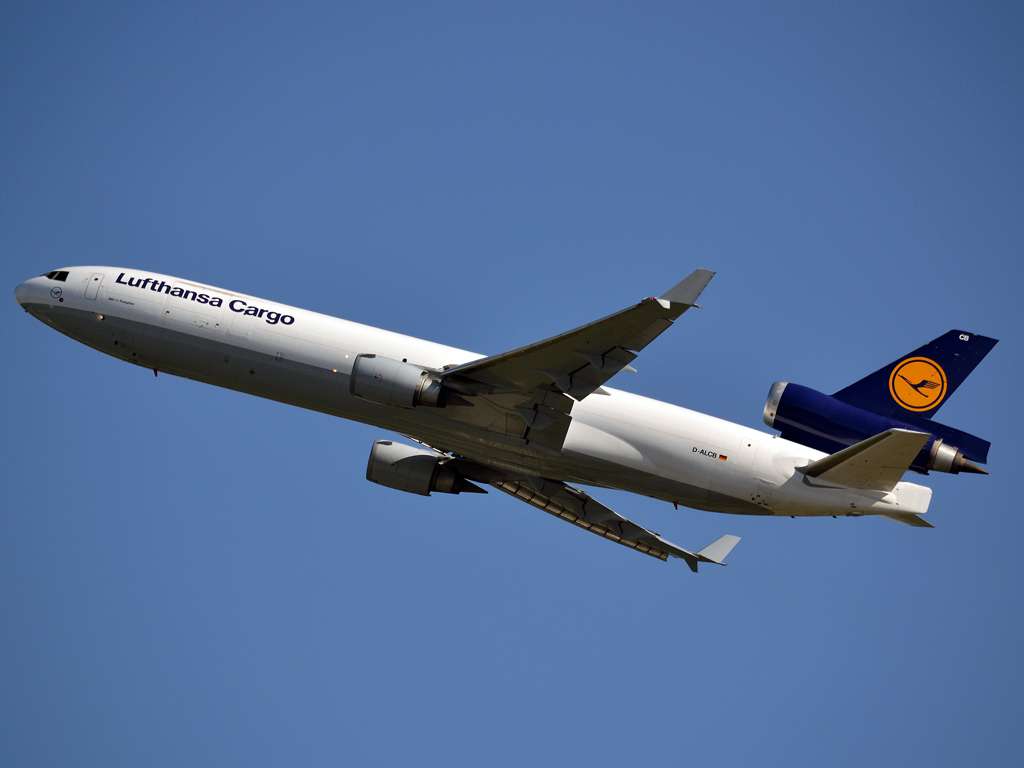 MD-11F Lufthansa Cargo D-ALCB Frankfurt_Main (FRA/EDDF) May_25_2012