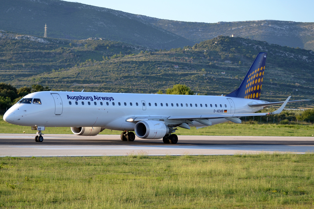 ERJ-195-200LR Lufthansa Regional (Augsburg Airways) D-AEMB Split_Resnik (SPU/LDSP) August_6_2011